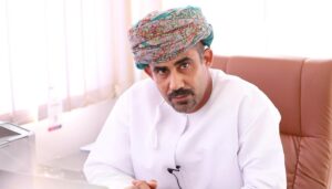 عامر بن خصيب الحاتمي.