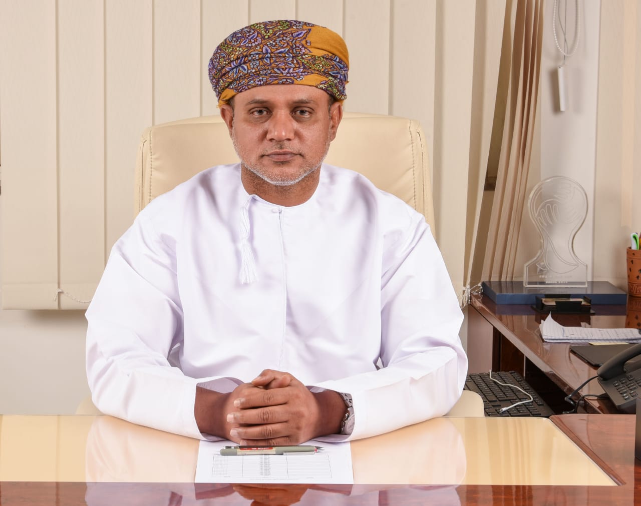 الدكتور احمد الشحري