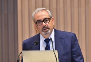 الدكتور جان جبور